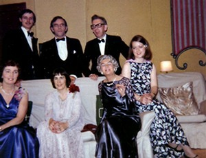 1976 - Cast of "Dangerous Corner" 